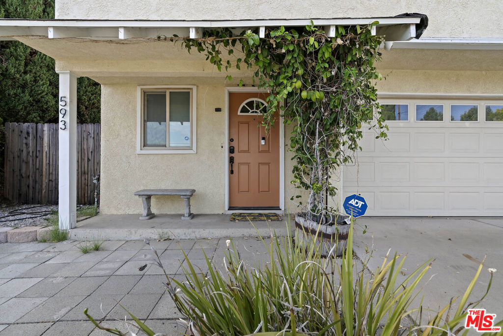 593 Benson Way Property Photo 6