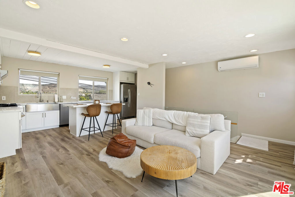 593 Benson Way Property Photo 10