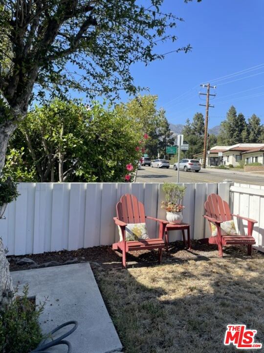 4121 Ocean View Boulevard A Property Photo 14