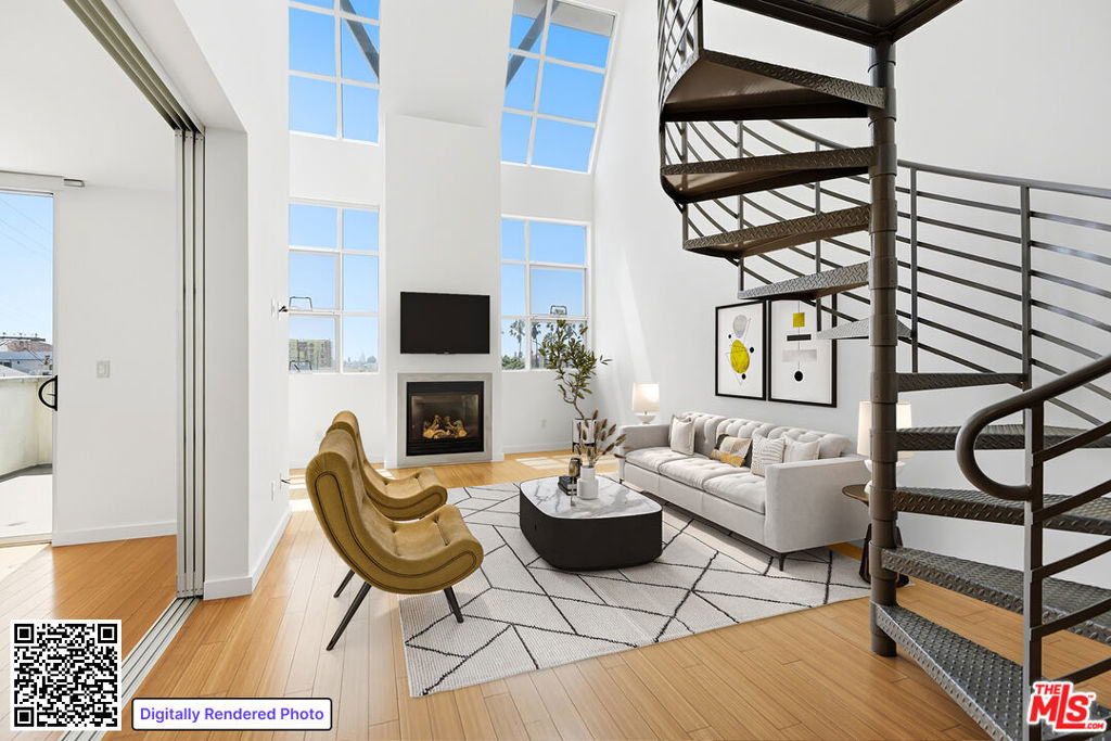 1912 Broadway 307 Property Photo 1