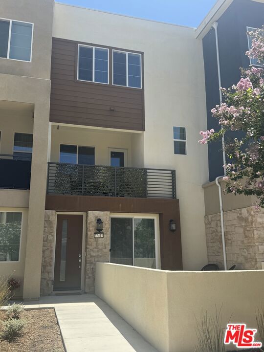 27417 Horizon View Lane Property Photo 1