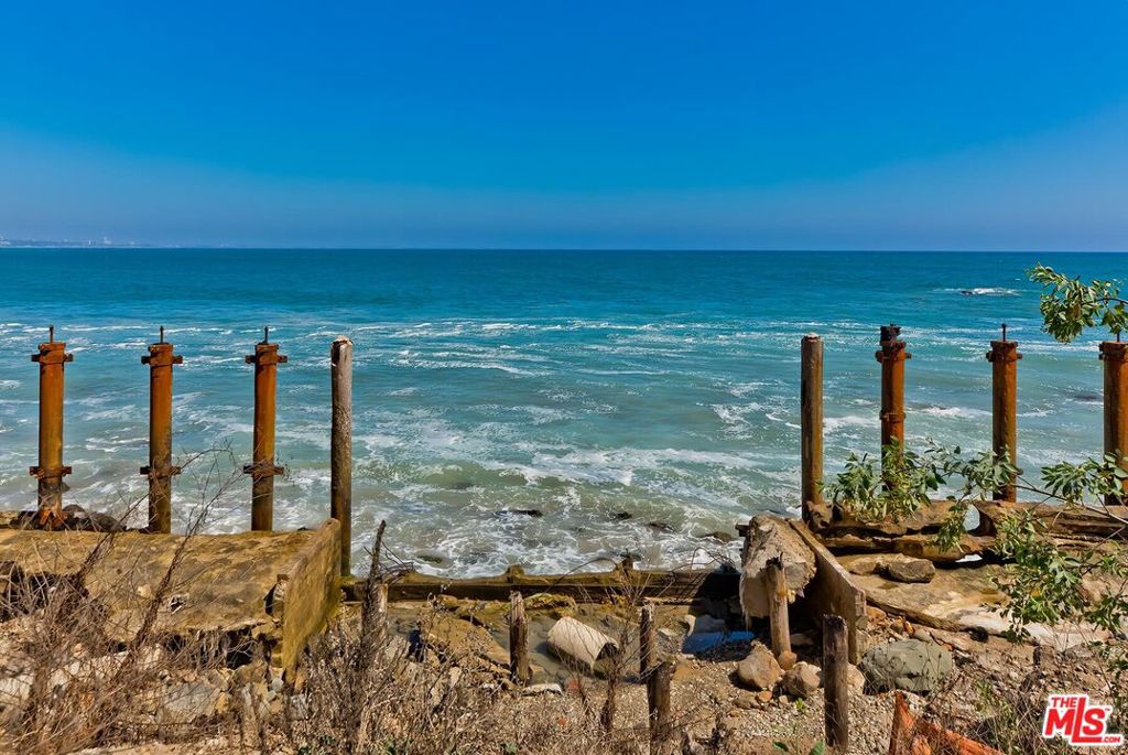 19848 Pacific Coast Highway Property Photo 6