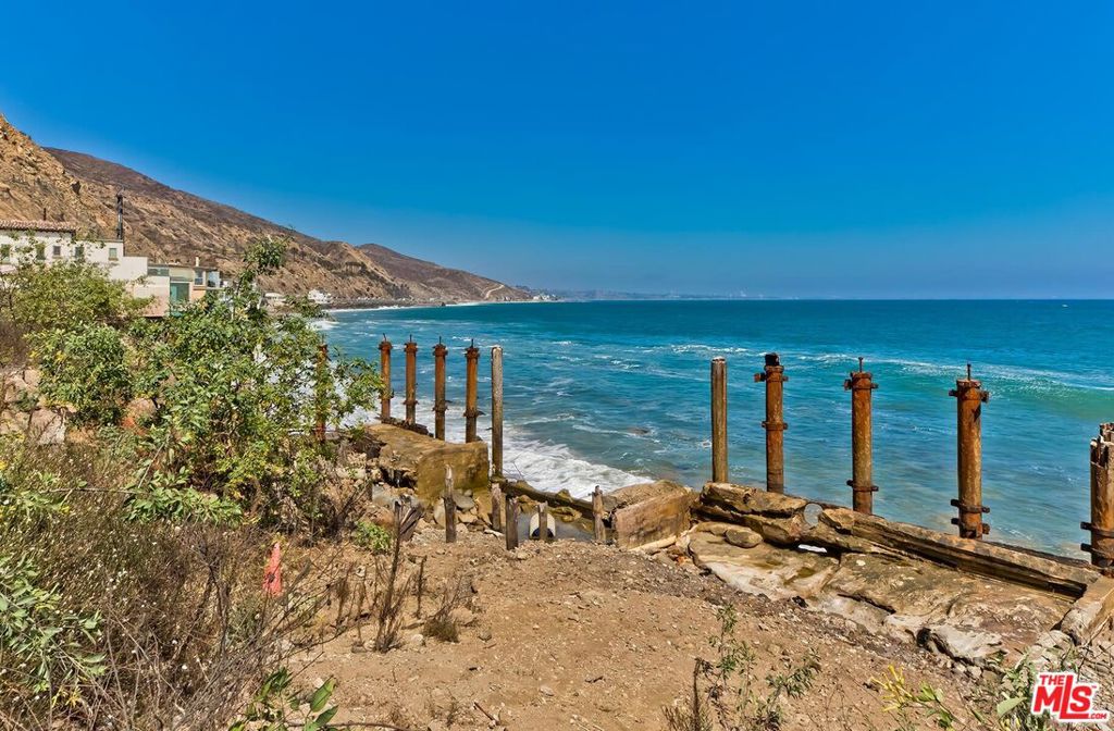 19848 Pacific Coast Highway Property Photo 8