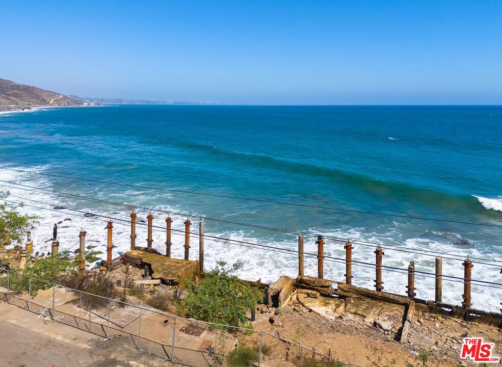 19848 Pacific Coast Highway Property Photo 11