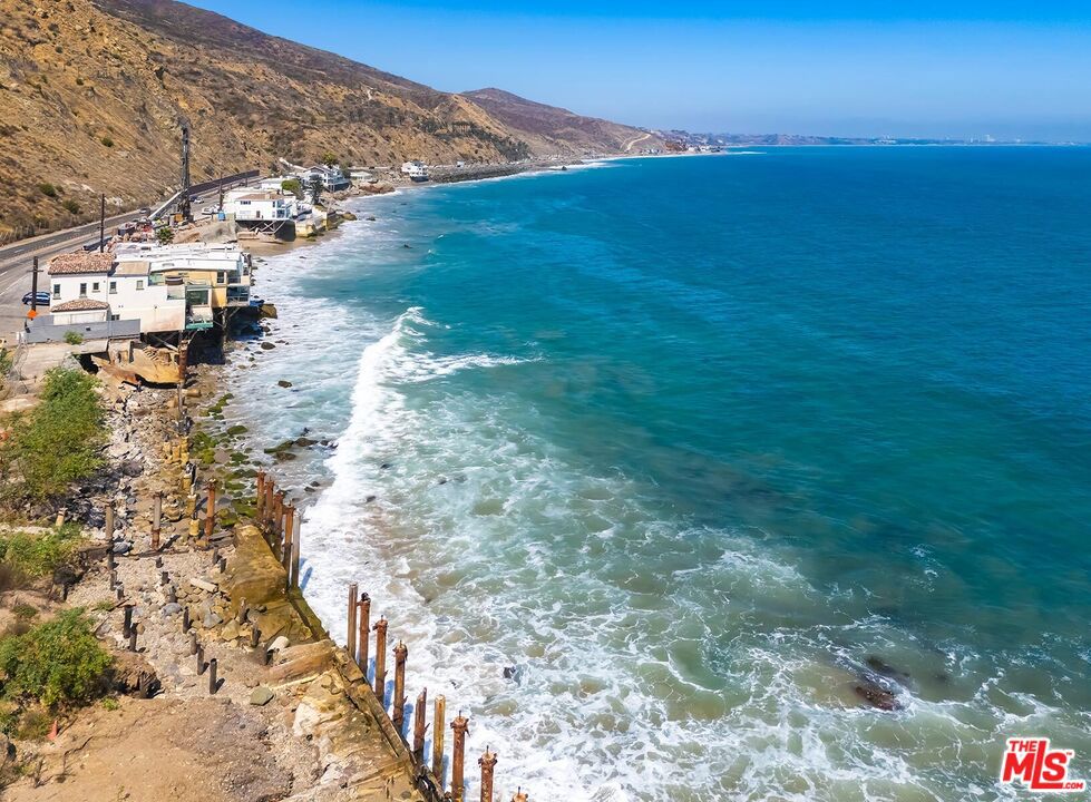 19848 Pacific Coast Highway Property Photo 14