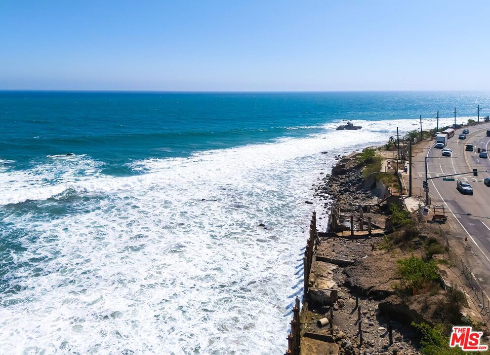 19848 Pacific Coast Highway Property Photo 16