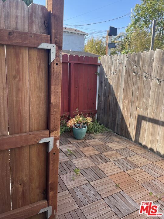 216 6th Avenue Property Photo 14