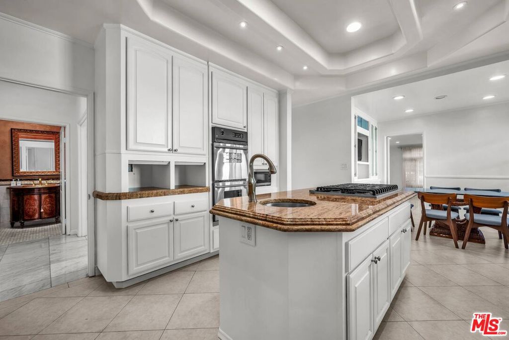 10810 Rochester Avenue Property Photo 1