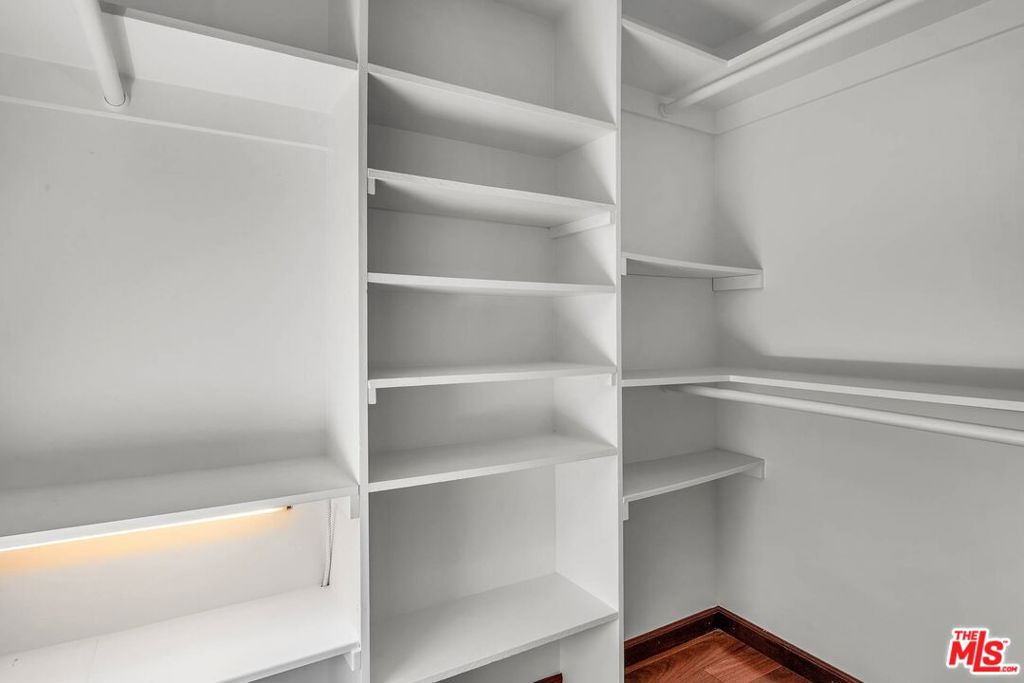 10810 Rochester Avenue Property Photo 46