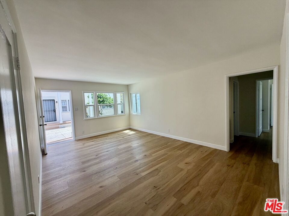 12314 Washington Place Property Photo 10