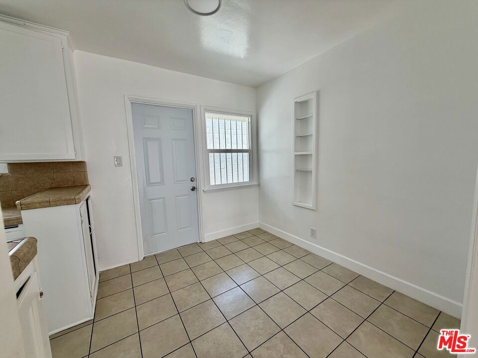 12314 Washington Place Property Photo 13