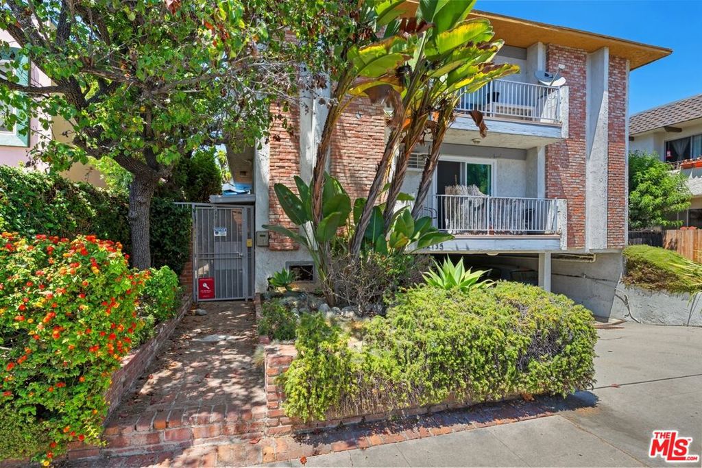 12735 Caswell Avenue 4 Property Photo 1