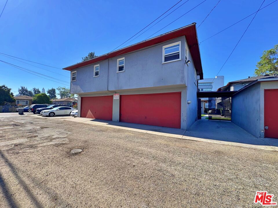 3673 E Imperial Highway Property Photo 10