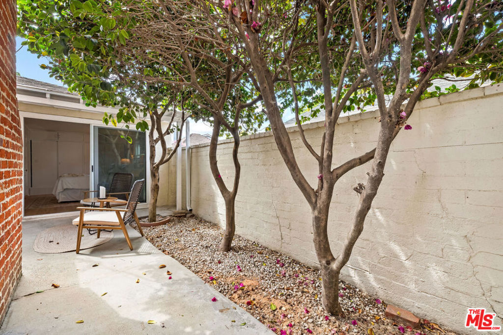 11410 Richland Avenue Property Photo 26