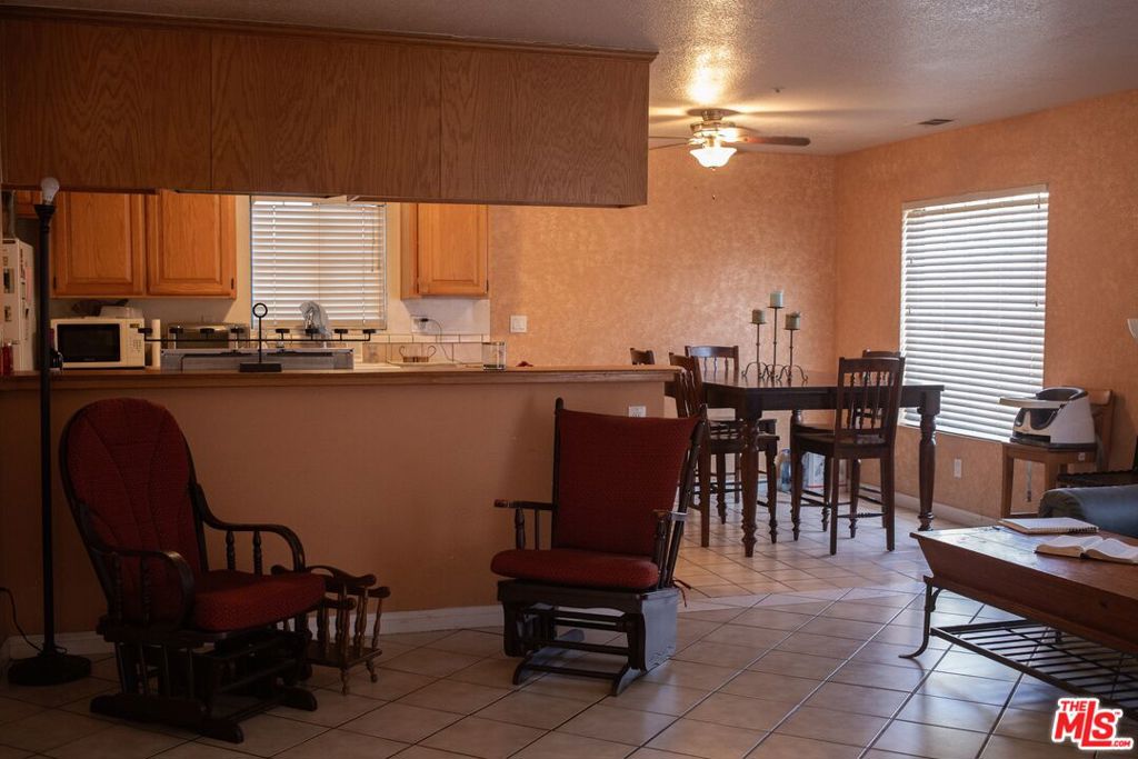 925 Arnold Drive Property Photo 7