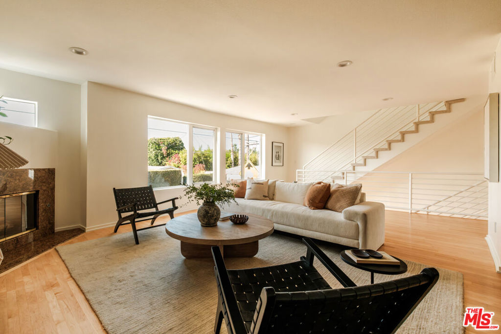 691 Mildred Avenue 2 Property Photo 1