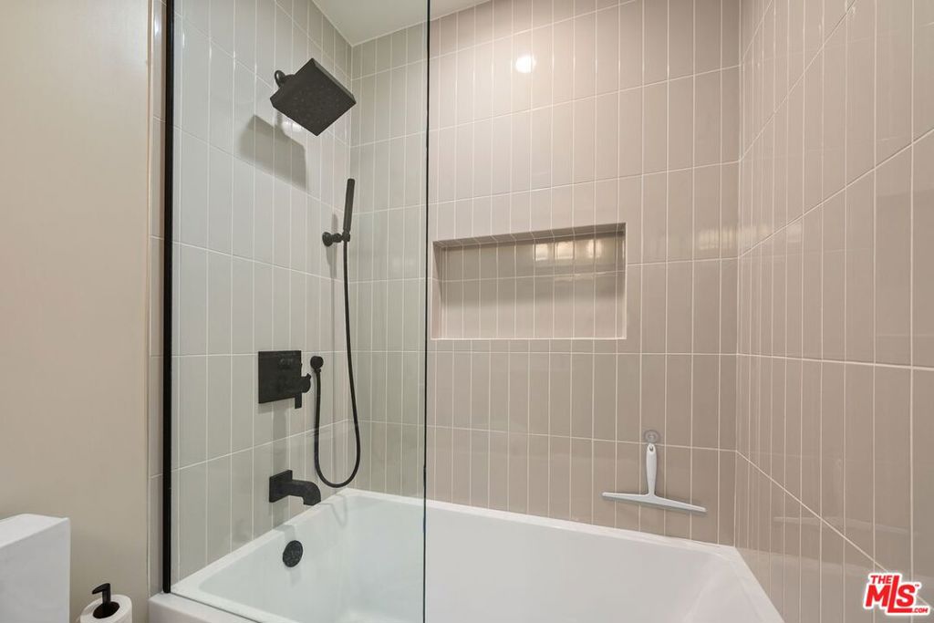 2233 4th Street 3 Property Photo 23