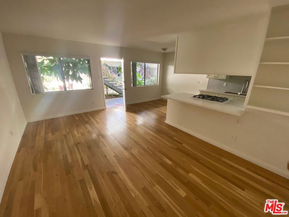 420 Raymond Avenue 6 Property Photo 1
