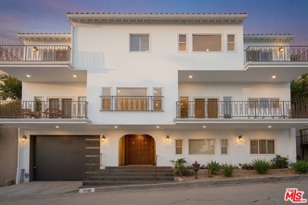 15330 Del Gado Drive Property Photo 3