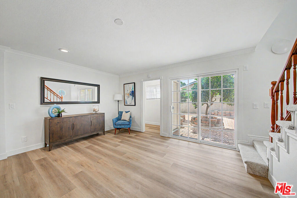6291 San Ramon Way Property Photo 7