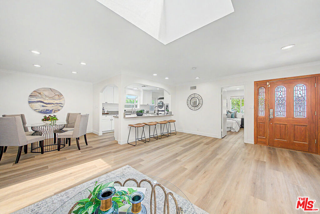 6291 San Ramon Way Property Photo 10