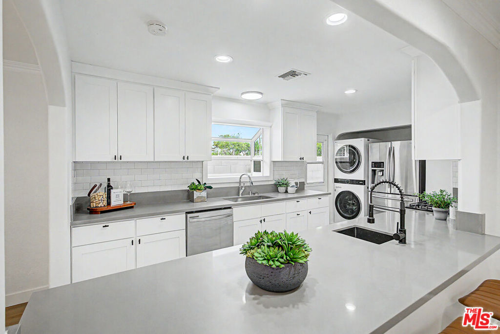 6291 San Ramon Way Property Photo 15