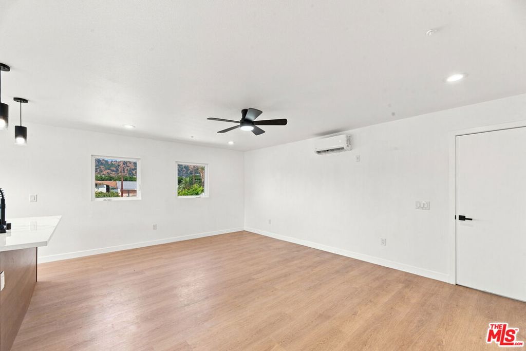 577 W Ave 28 Property Photo 5