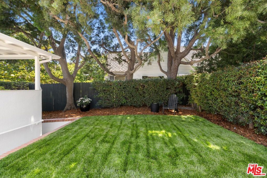 1706 Comstock Avenue Property Photo 23
