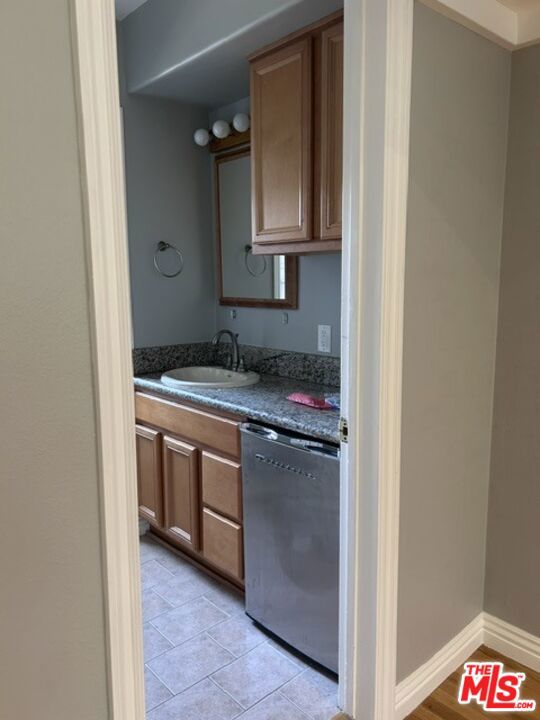 16144 W Sunset Boulevard 7a Property Photo 4