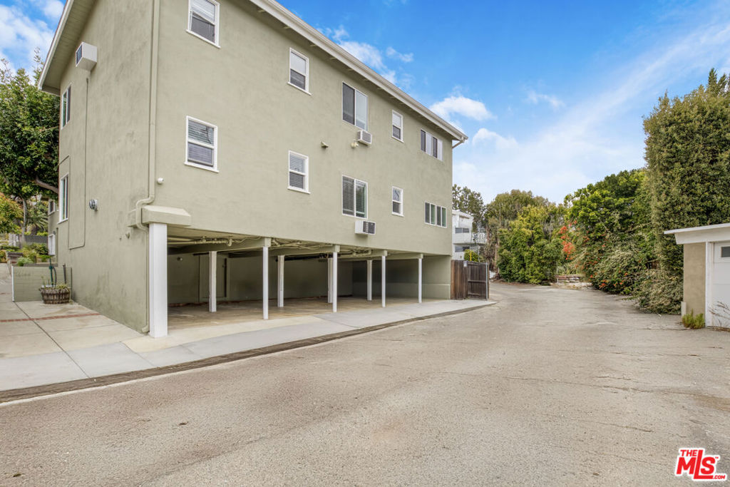 16144 W Sunset Boulevard 7a Property Photo 7