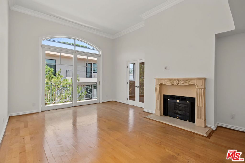 430 N Oakhurst Drive Ph406 Property Photo 11
