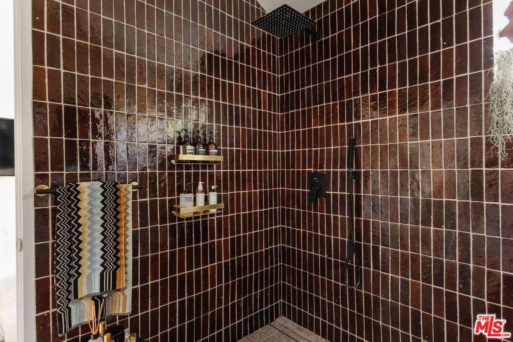 420 N Benton Way Property Photo 17