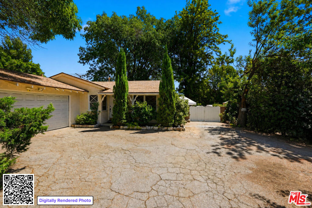 7650 N Wilbur Avenue Property Photo 1