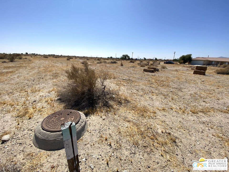 2696 Balsa Avenue Property Photo 8