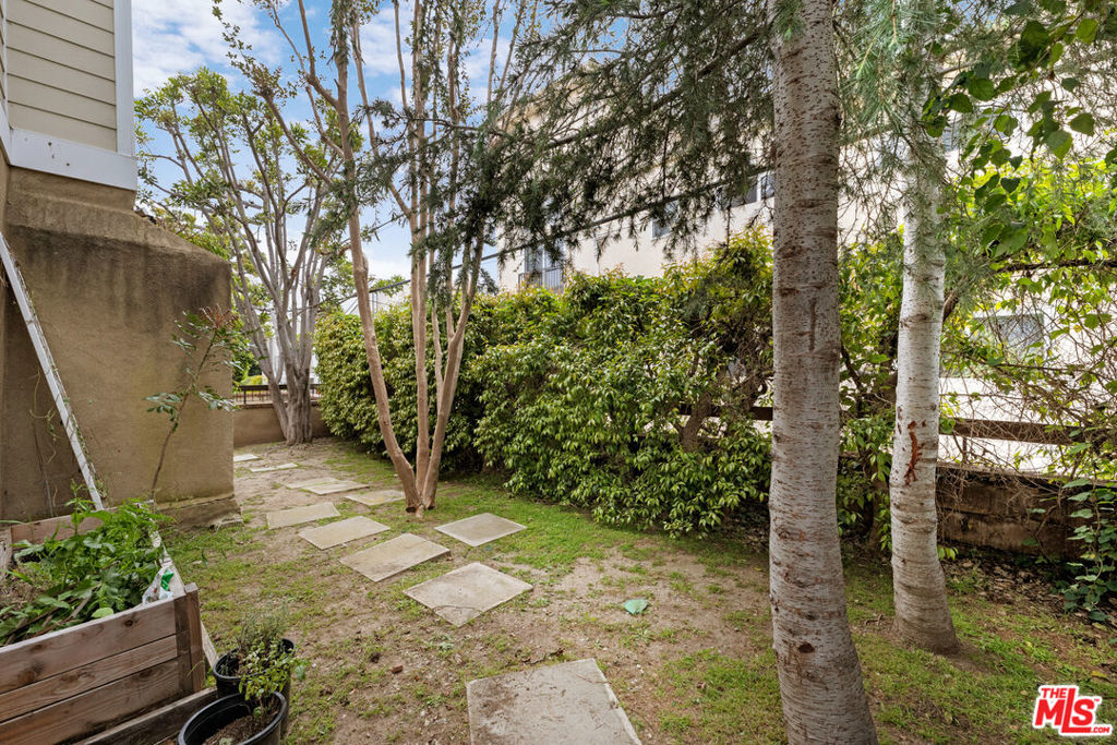 1717 Stoner Avenue 105 Property Photo 43