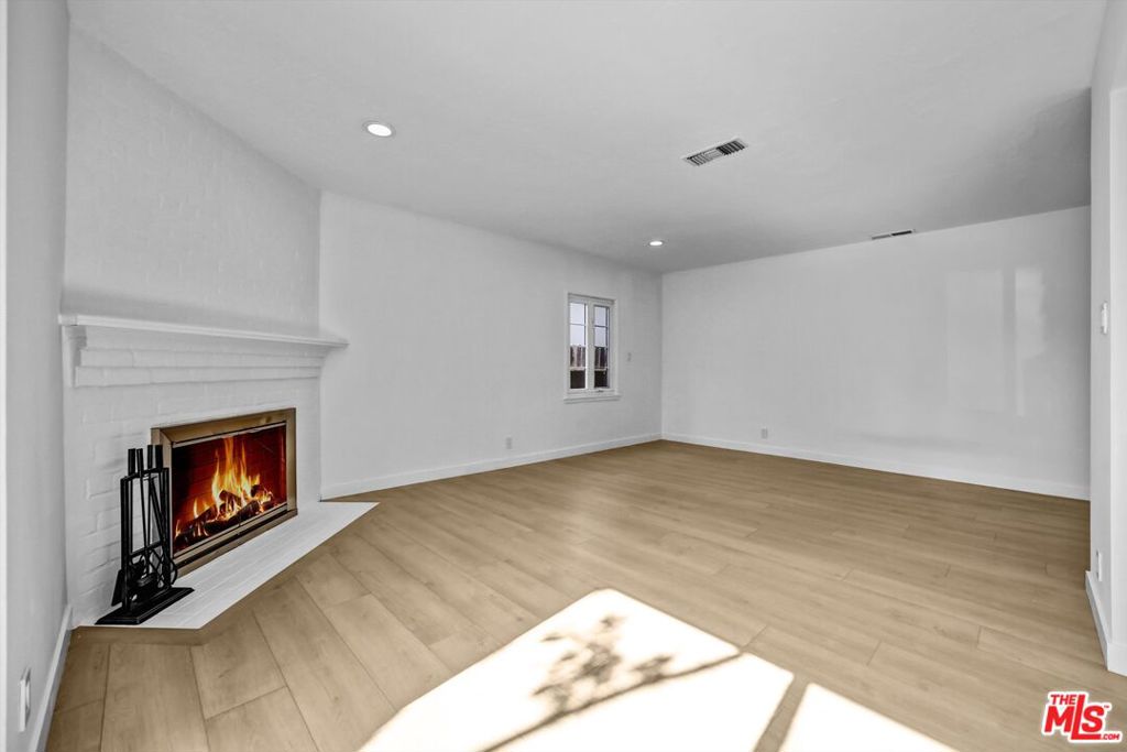 6254 Ben Avenue Property Photo 7