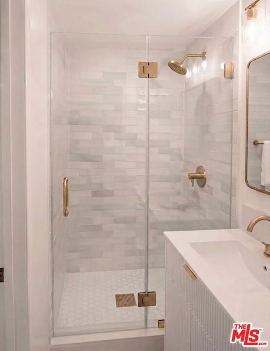 6254 Ben Avenue Property Photo 14