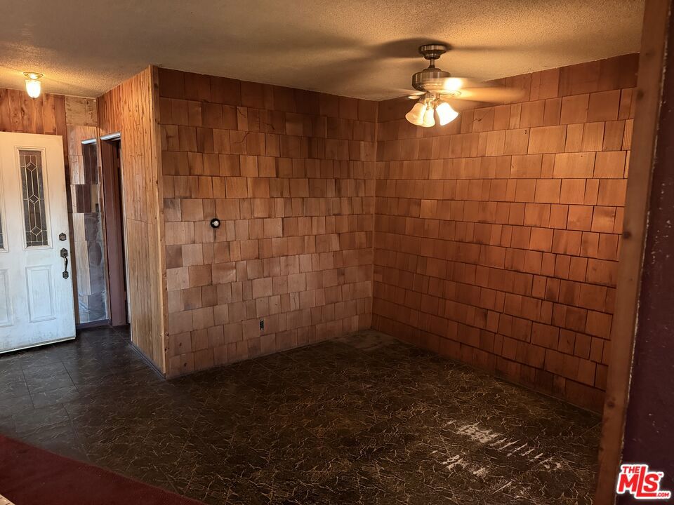 11726 Spinning Avenue Property Photo 13