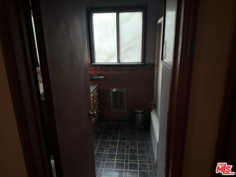 11726 Spinning Avenue Property Photo 28