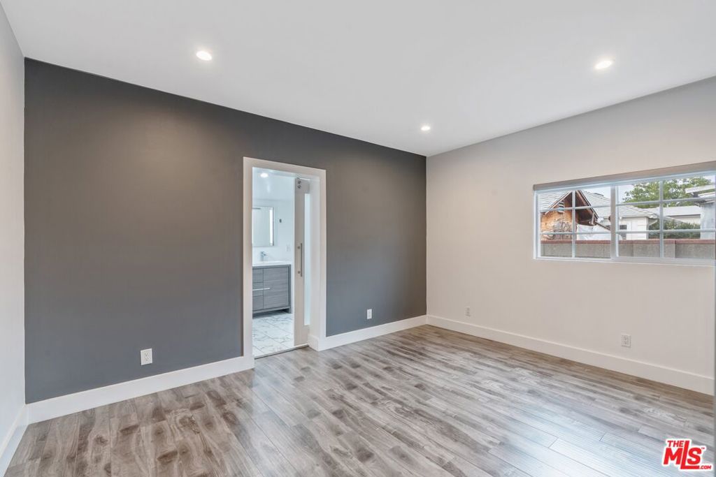 6713 Saint Clair Avenue Property Photo 27