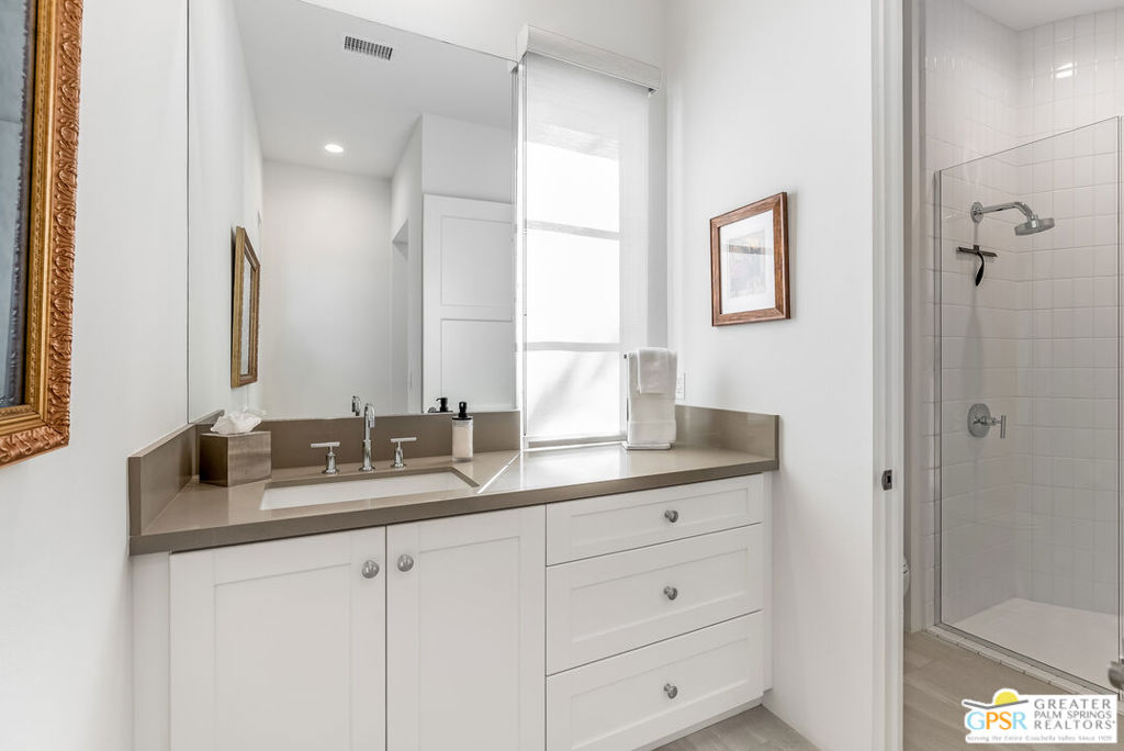 59310 Almeria Property Photo 43