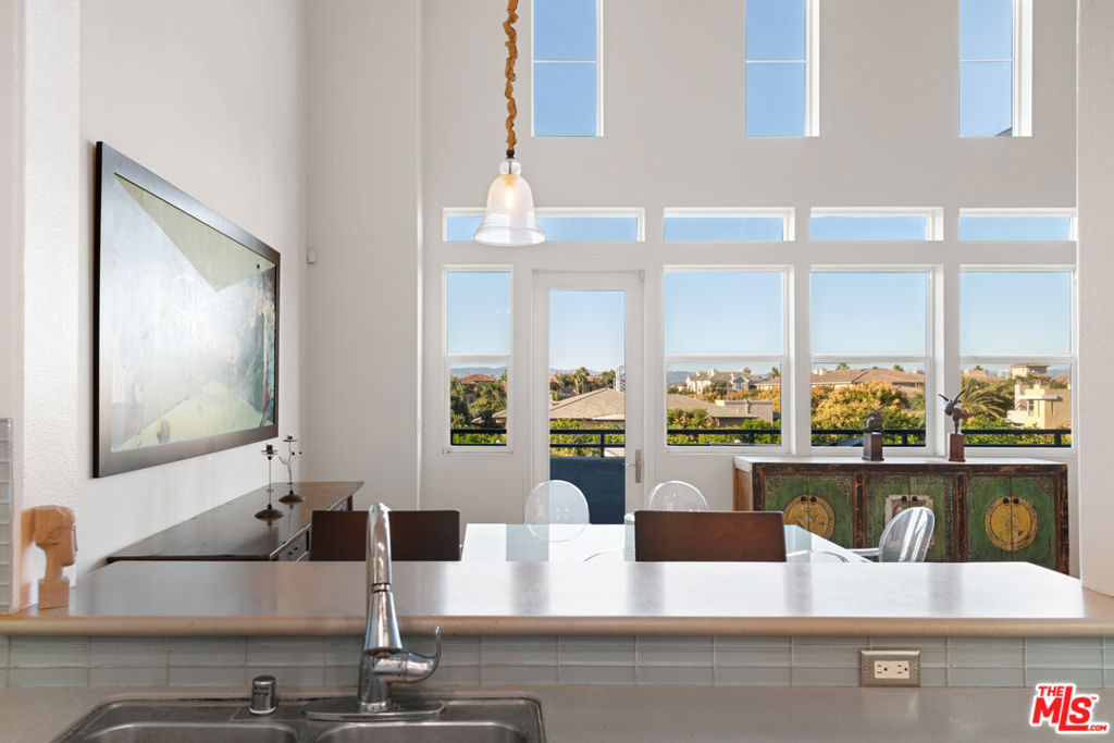 7100 Playa Vista Drive 405 Property Photo 6