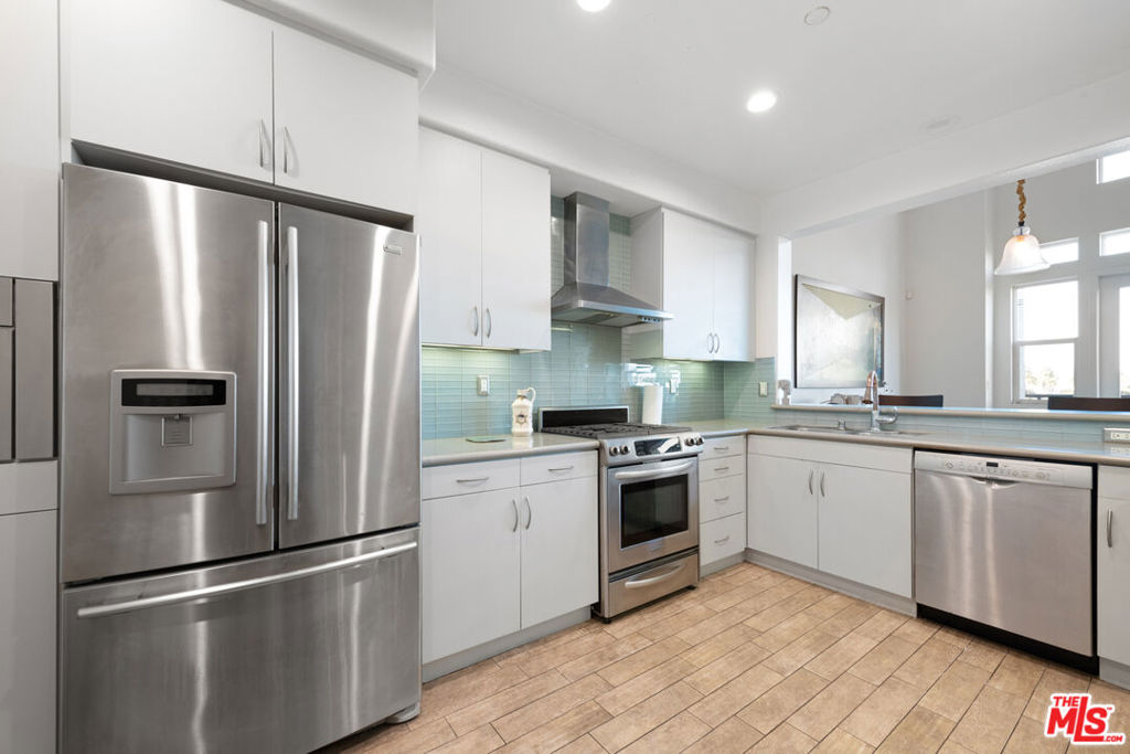 7100 Playa Vista Drive 405 Property Photo 7