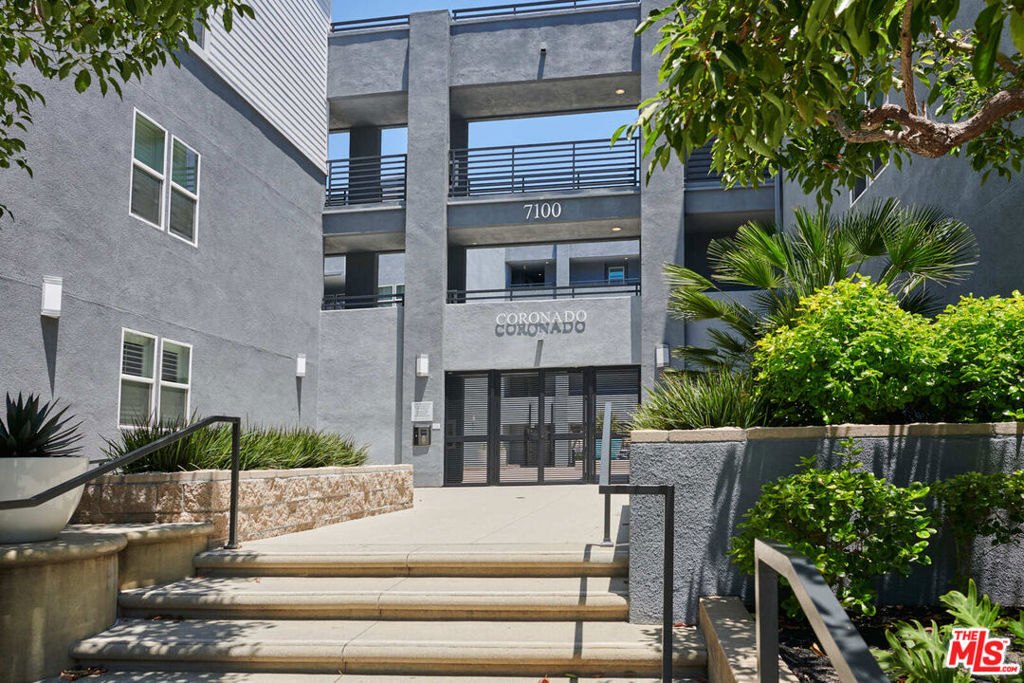 7100 Playa Vista Drive 405 Property Photo 25