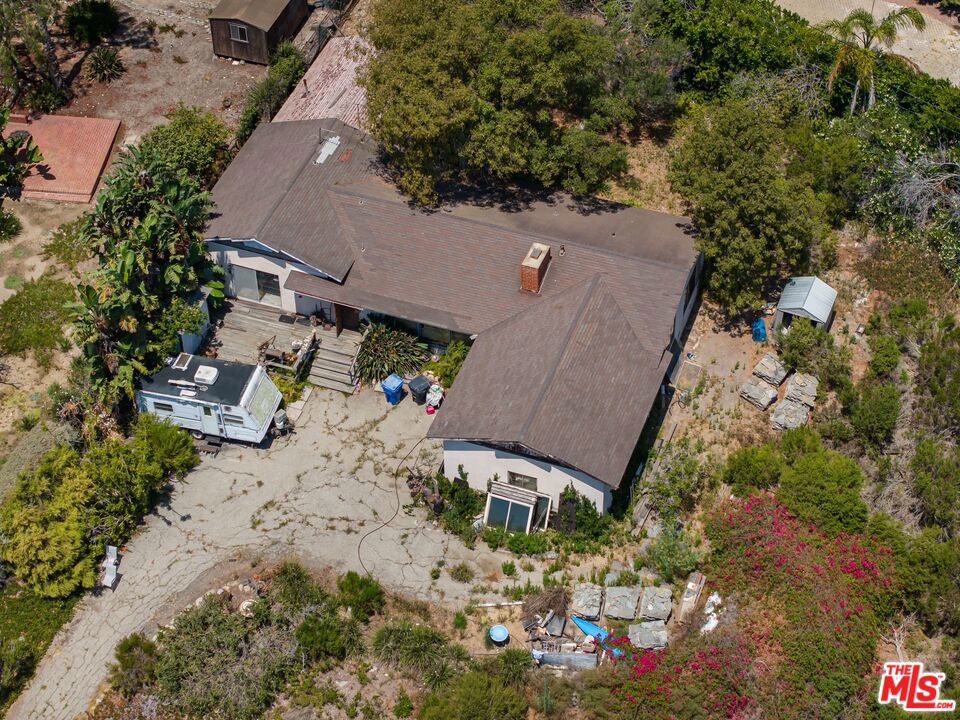 29029 Cliffside Drive Property Photo 14
