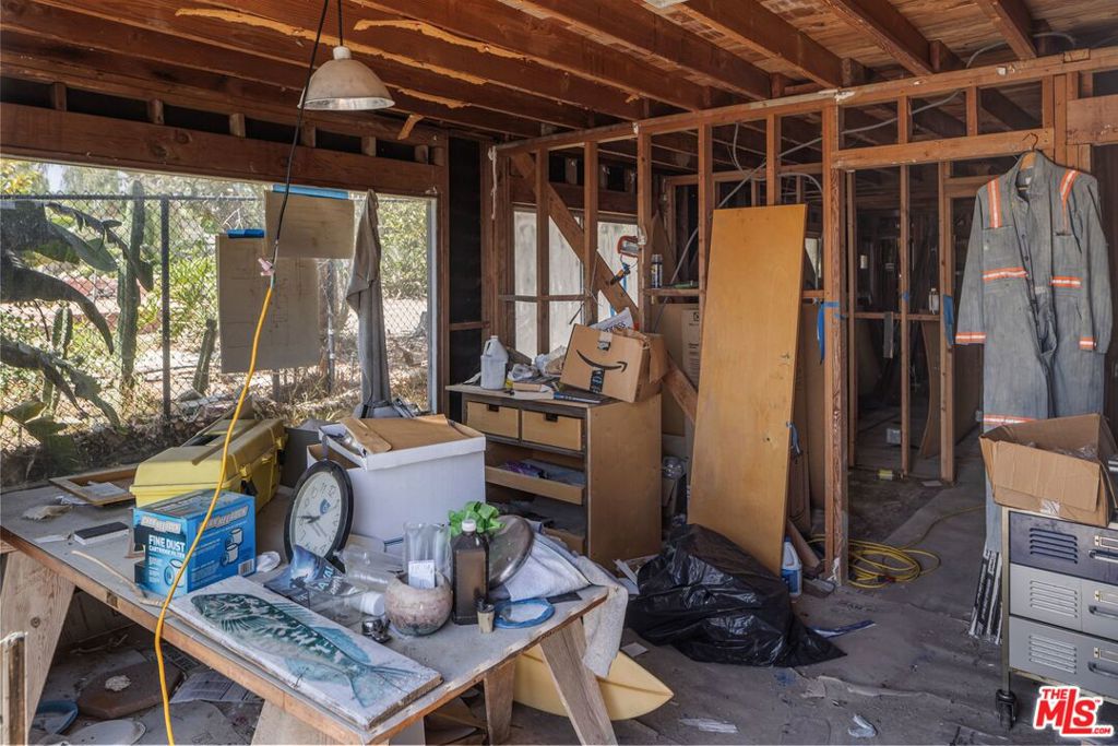 29029 Cliffside Drive Property Photo 15