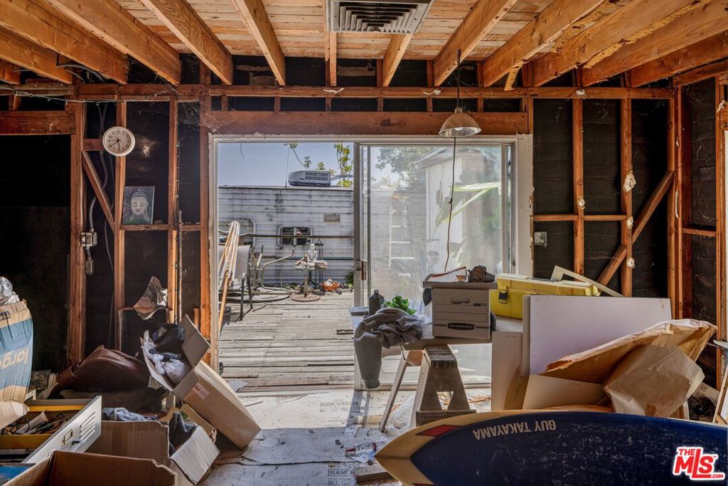 29029 Cliffside Drive Property Photo 16