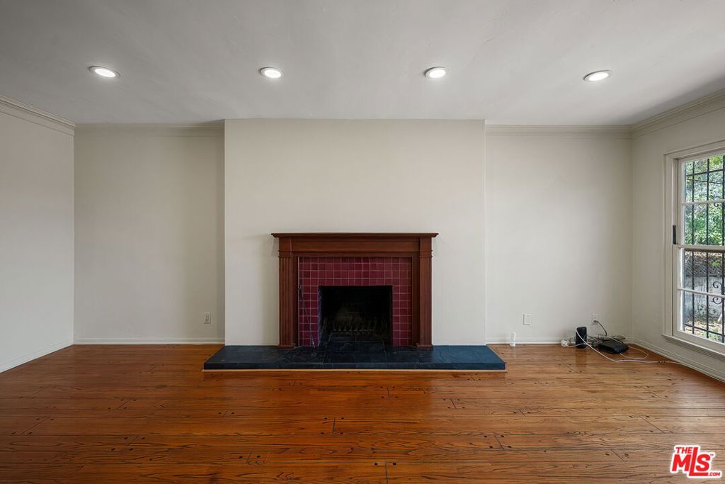 9149 Hillsboro Drive Property Photo 6