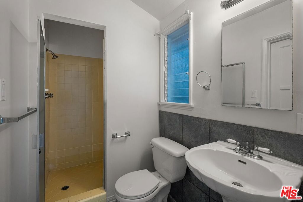 9149 Hillsboro Drive Property Photo 23