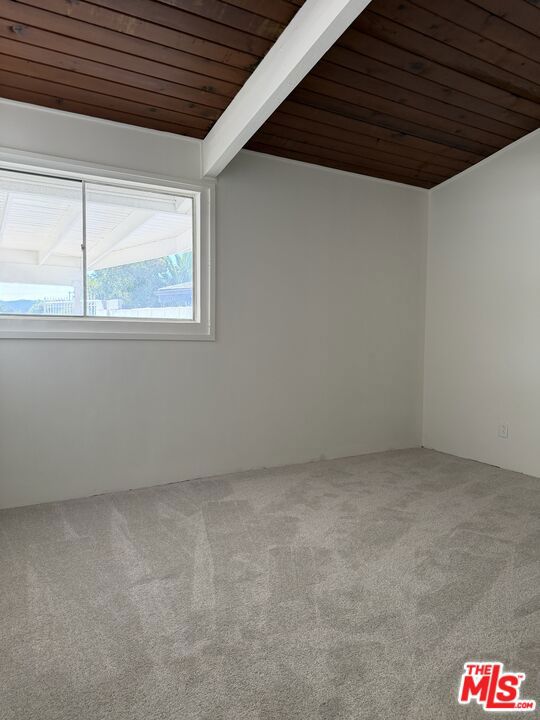 6417 Wystone Avenue Property Photo 10